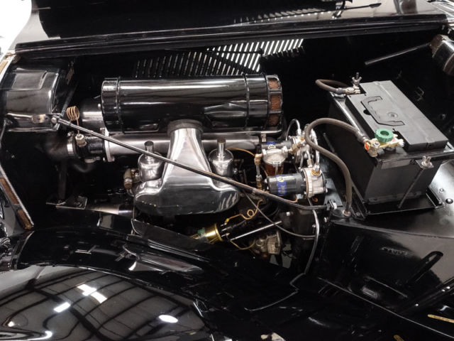 1948 Jaguar 3 1/2 Litre Mark IV Drophead Coupe - photo 13