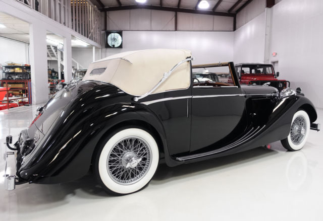 1948 Jaguar 3 1/2 Litre Mark IV Drophead Coupe - photo 3