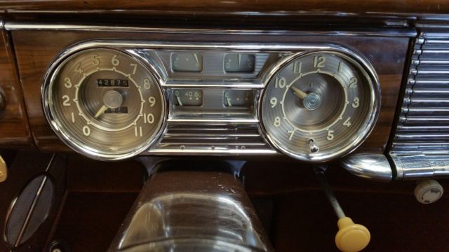 1948 Packard Custom Eight Club Sedan - photo 10