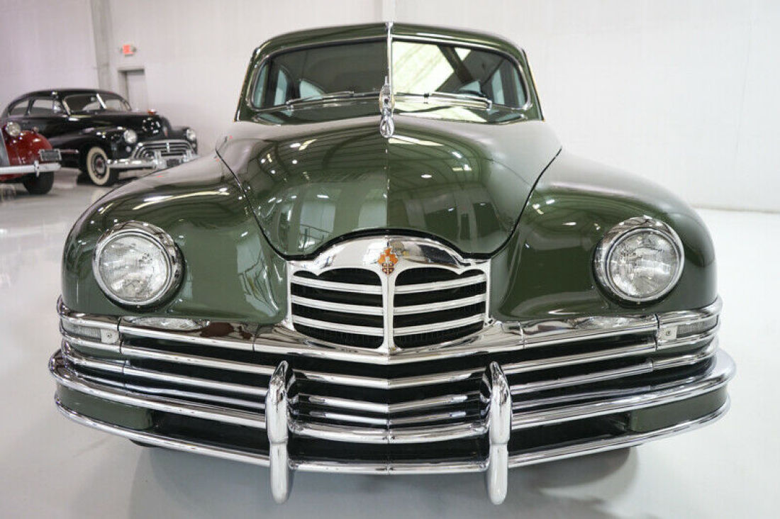 1948 Packard Standard Eight Station Sedan - photo 2