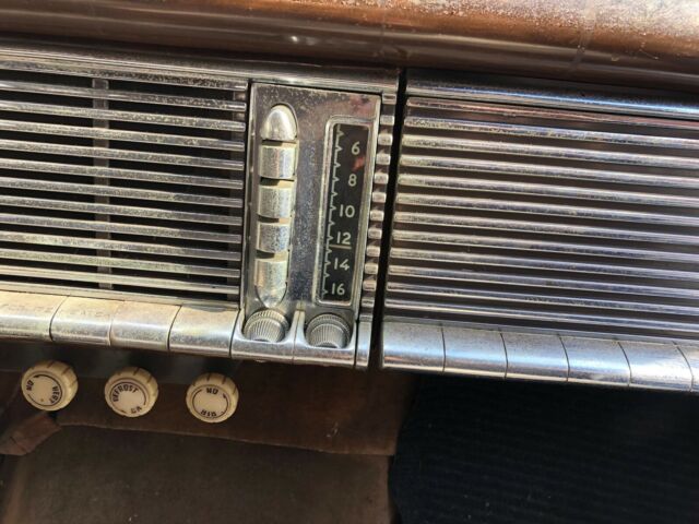 1948 Packard Deluxe Eight - photo 3