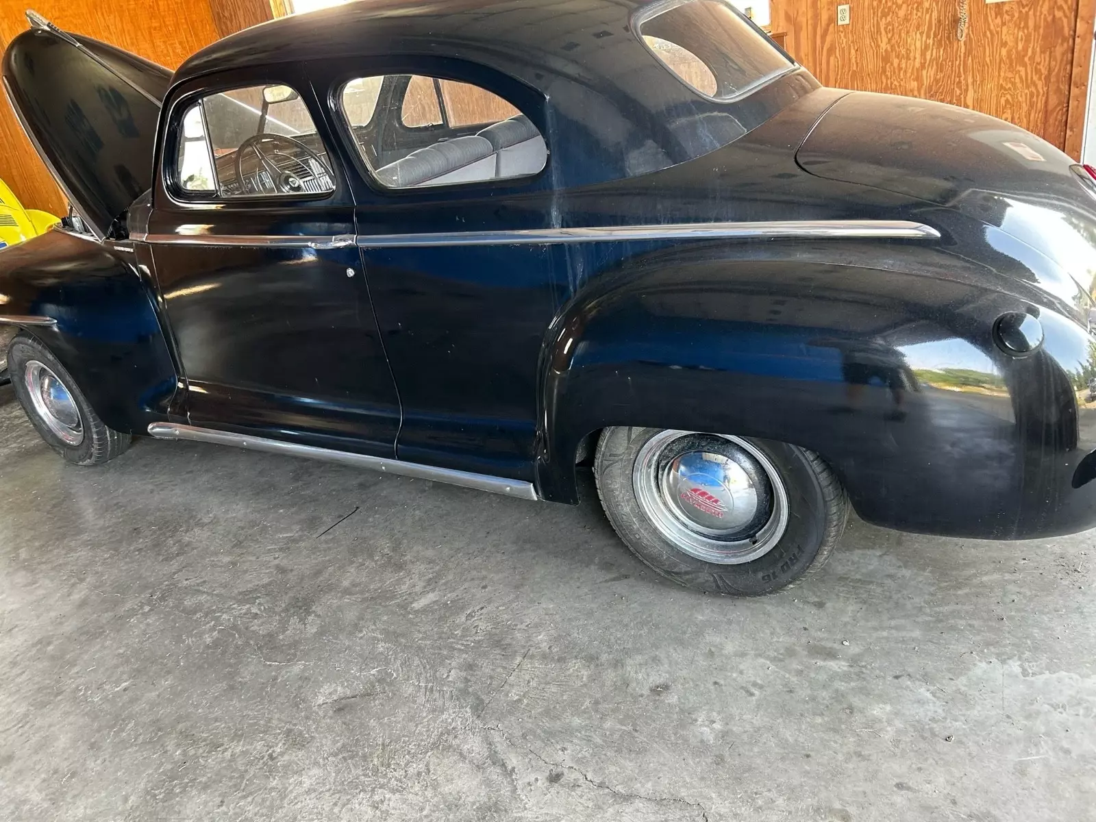 1948 Plymouth DeLuxe
