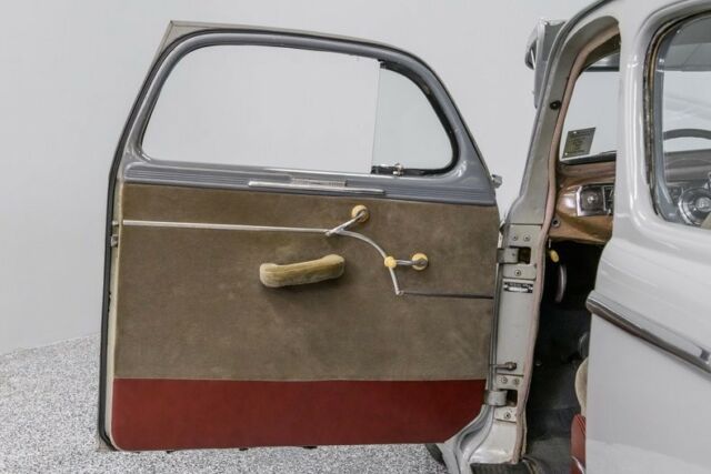 1948 Plymouth Other Deluxe - photo 11
