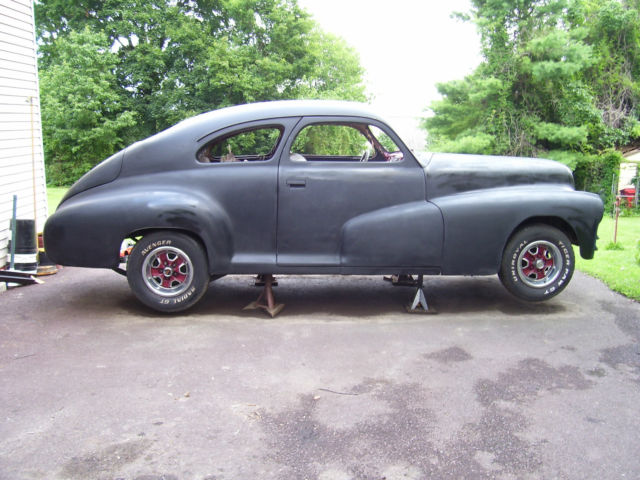 1948 Pontiac 2 dr Fastback