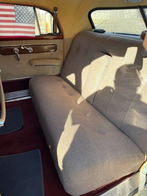 1948 Studebaker Landcruiser - photo 3