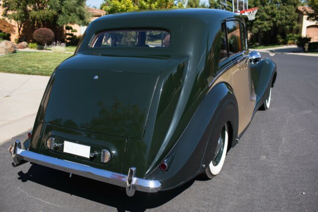 1948 Rolls-Royce Silver Wraith Limousine - photo 5