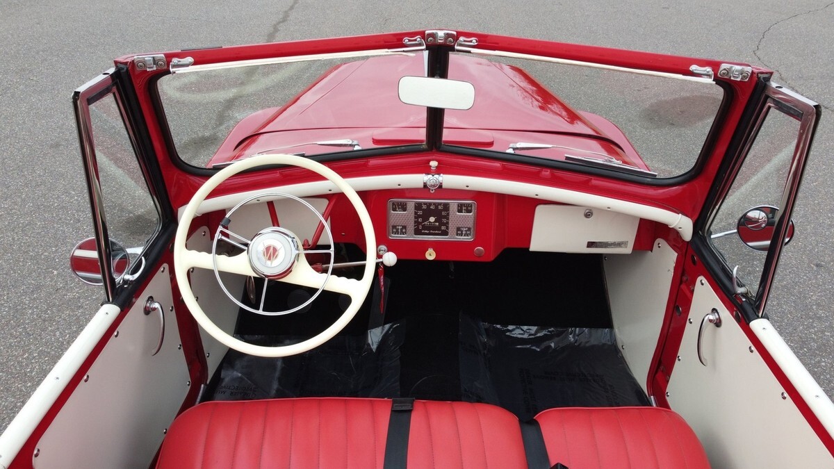 1948 Willys Jeepster - photo 11