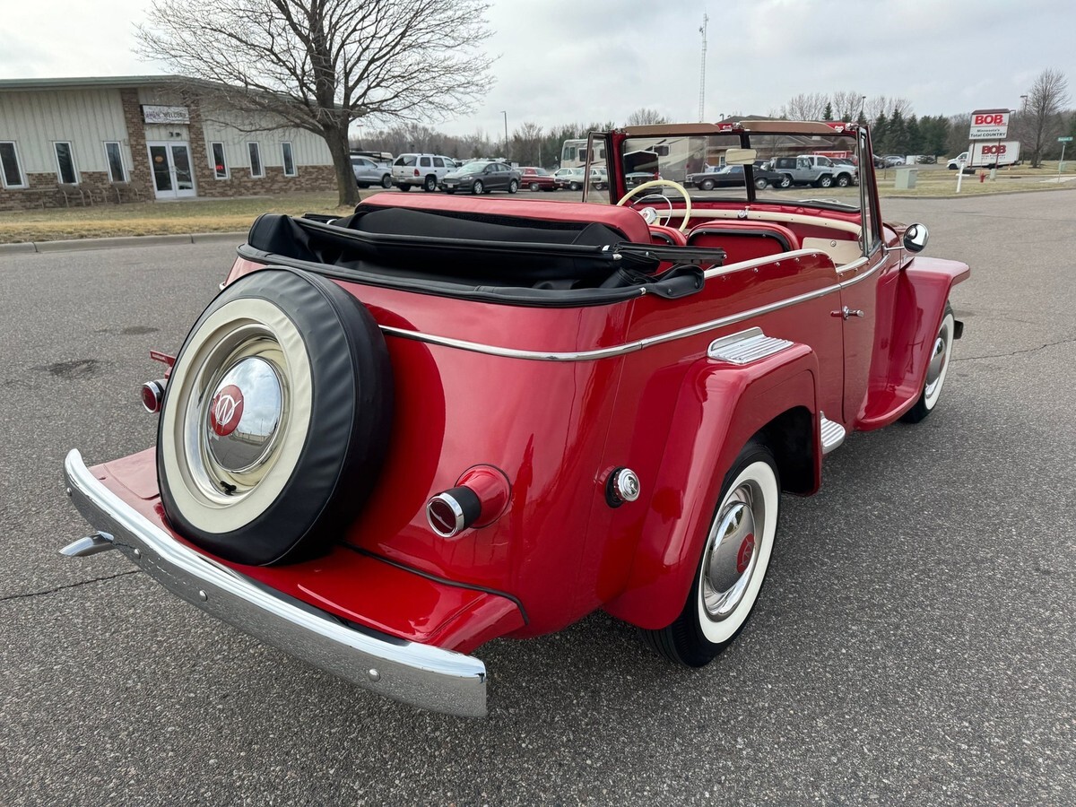 1948 Willys Jeepster - photo 3