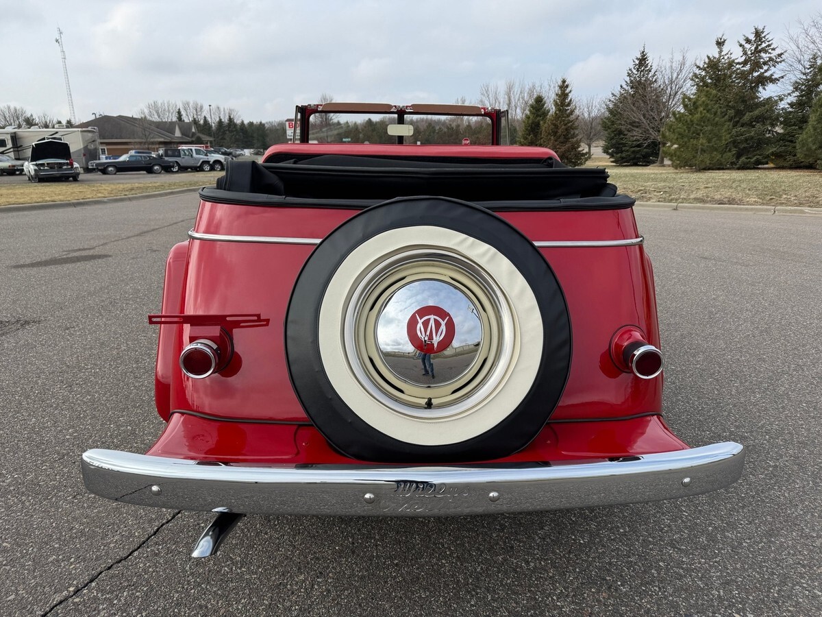 1948 Willys Jeepster - photo 4