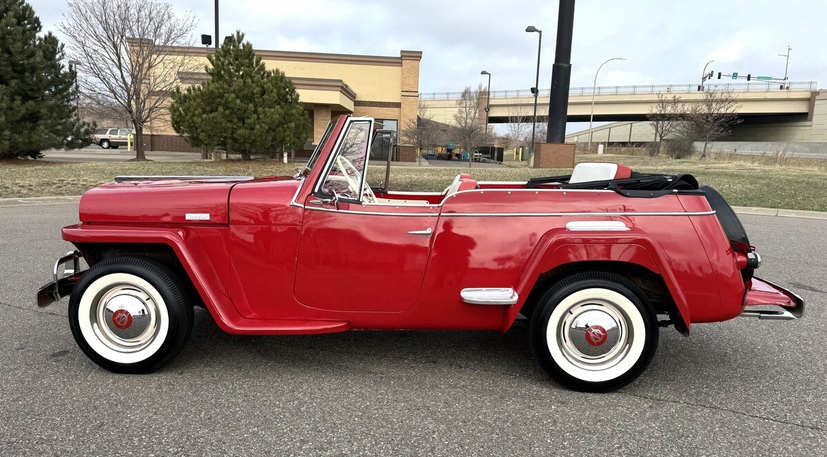 1948 Willys Jeepster - photo 6