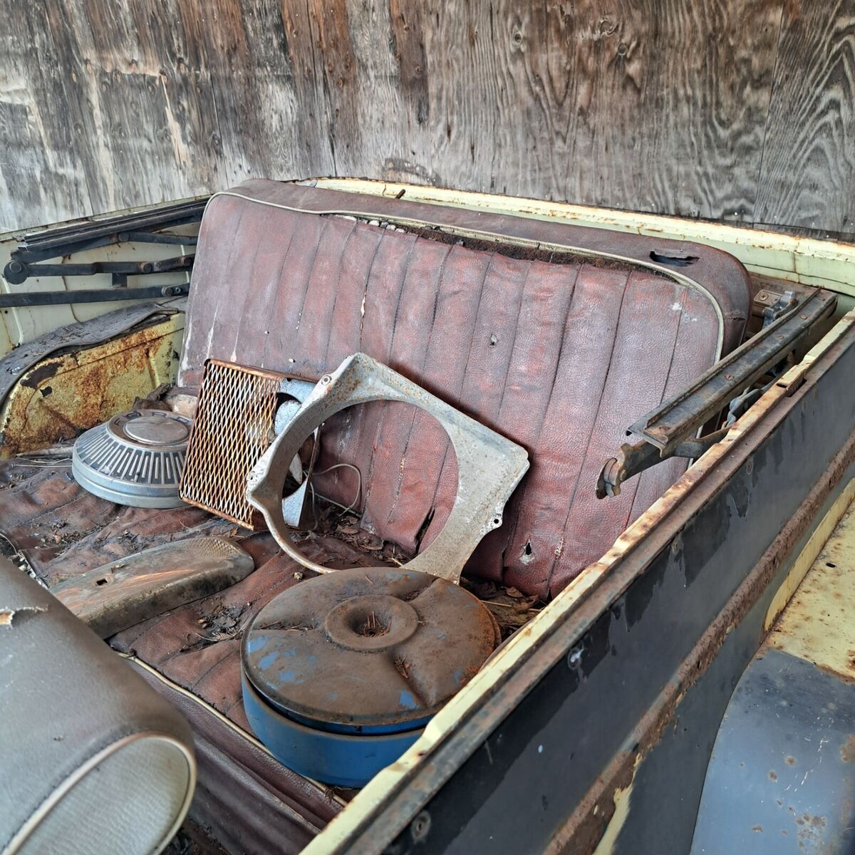 1951 Willys Jeepster Convertible - photo 8