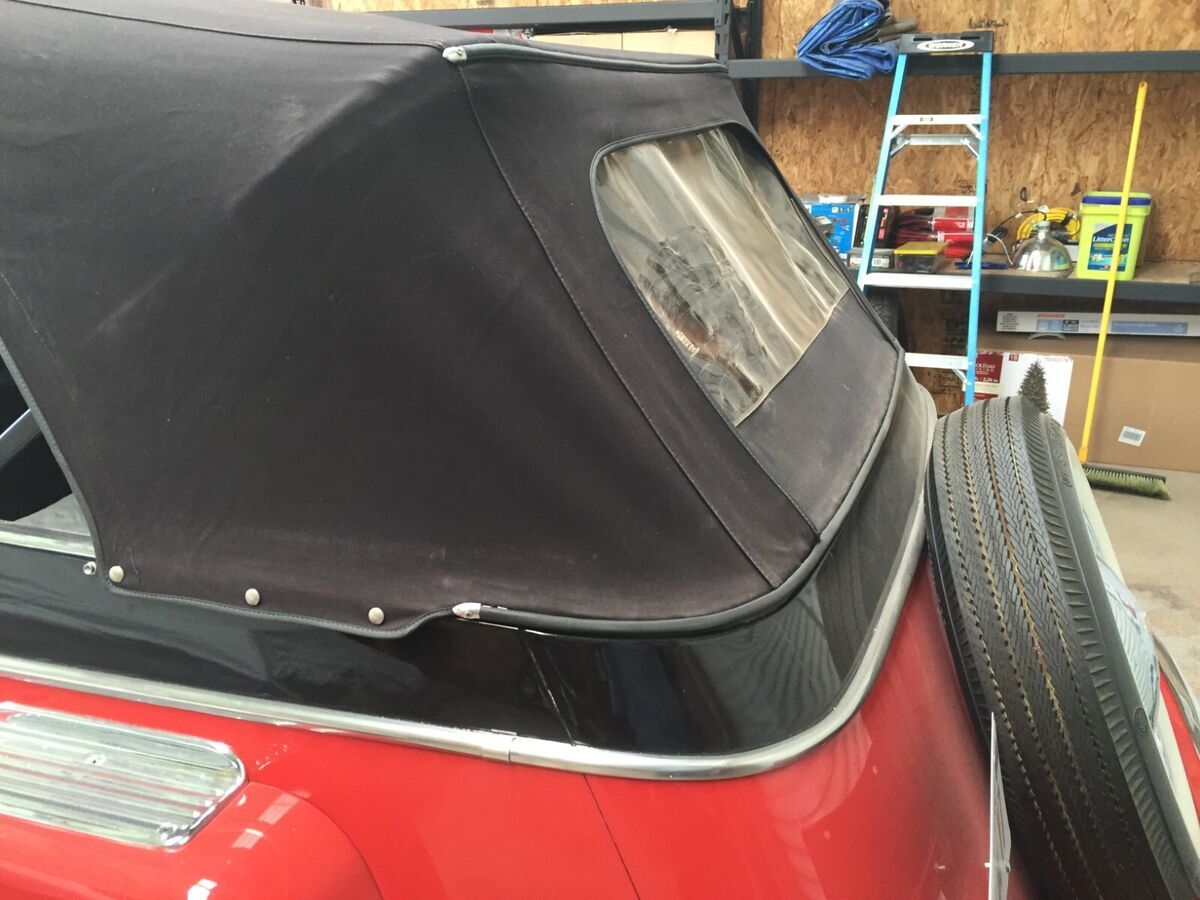 1948 Willys Jeepster black interior in excellent condition - photo 5