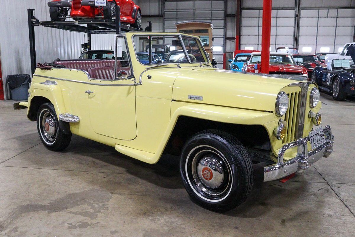 1948 Willys Jeepster - photo 11
