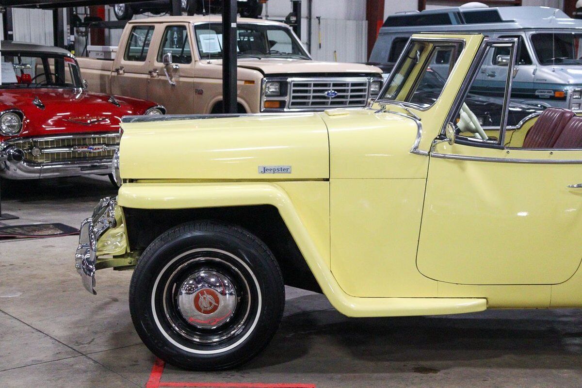 1948 Willys Jeepster - photo 2