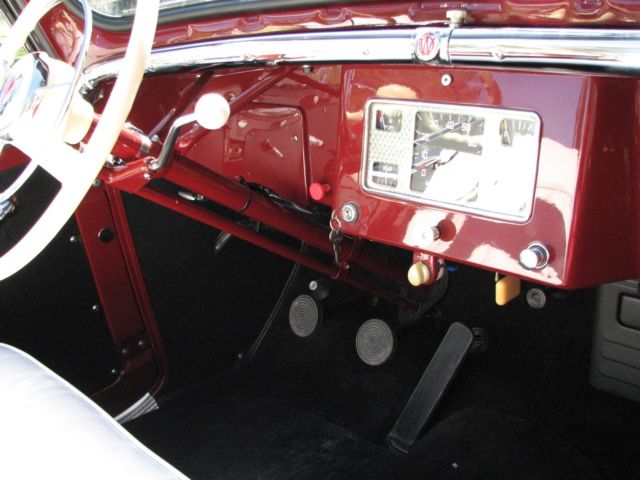 1948 Willys 4-63 Jeepster - photo 11