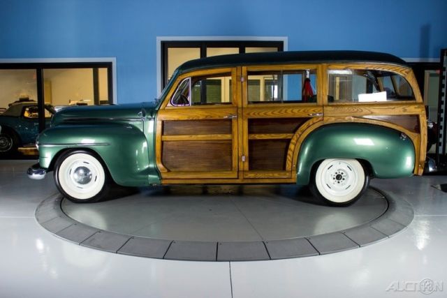 1948 Chrysler Plymouth Woody - photo 2