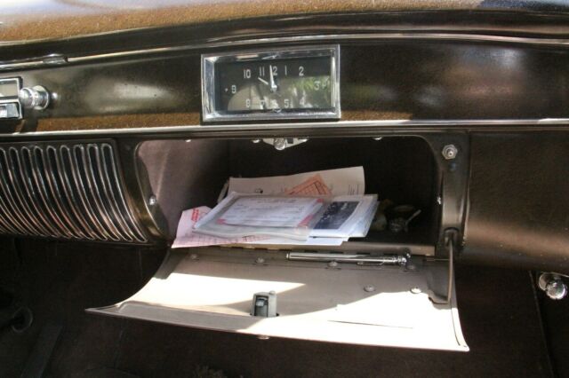 1949 Cadillac Series 61 Original Interior - photo 13