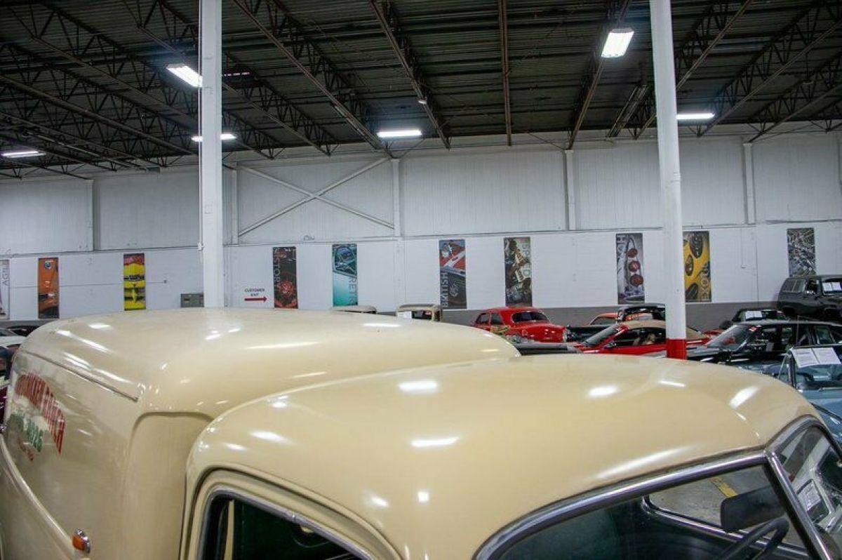 1949 Chevrolet 3800 Delivery - photo 10