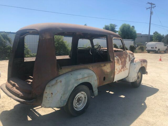1949 Chevrolet Suburban - photo 3