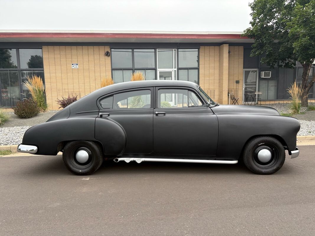 1949 Chevrolet FLEETLINE DELUX Full custom build with only 440 miles from - photo 3