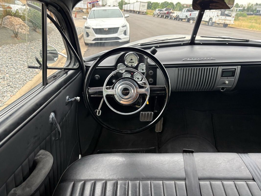 1949 Chevrolet FLEETLINE DELUX Full custom build with only 440 miles from - photo 9