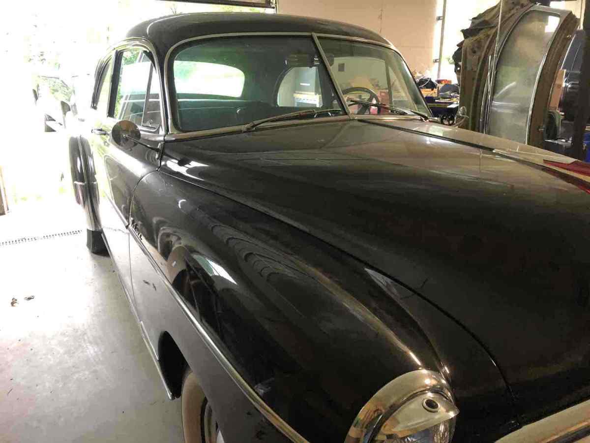 1949 Chevrolet Styleline Sedan Black RWD Manual Deluxe 1949 Chevrolet Styleline Deluxe
