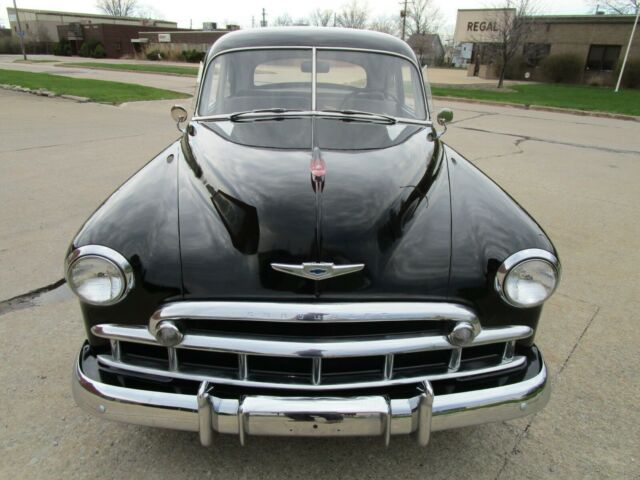 1949 Chevrolet Deluxe NO RESERVE AUCTION - LAST HIGHEST BIDDER WINS CAR! - photo 2