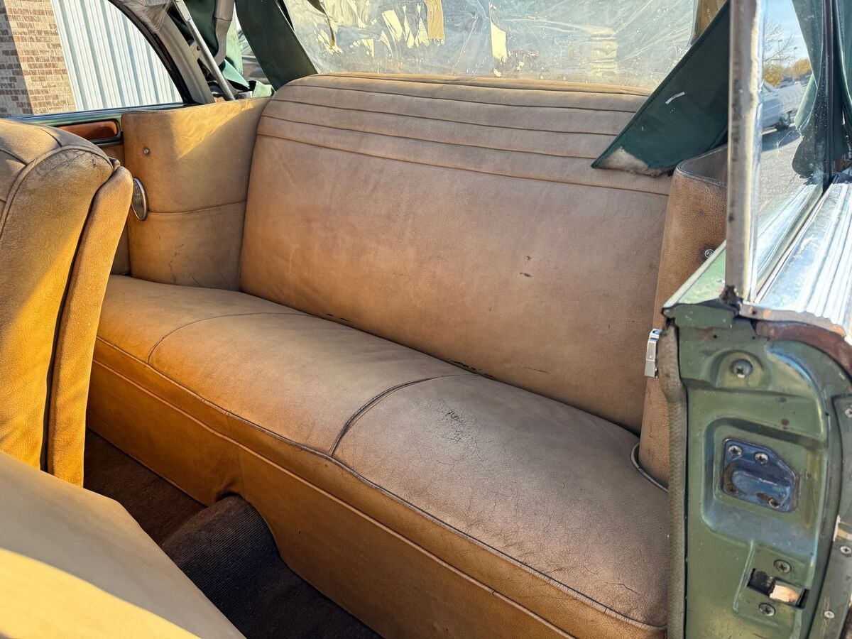 1949 Chrysler Town and Country - photo 11