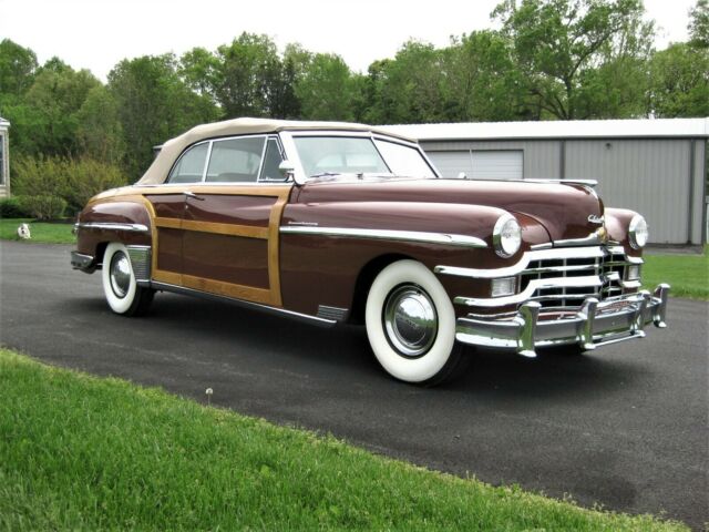 1949 Chrysler Town & Country - photo 2