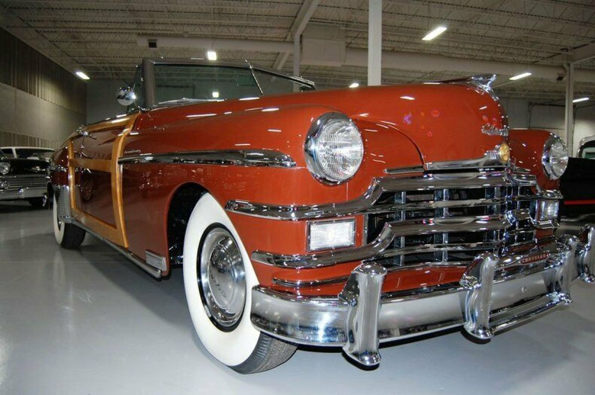1949 Chrysler Town & Country Woody Convertible - photo 10