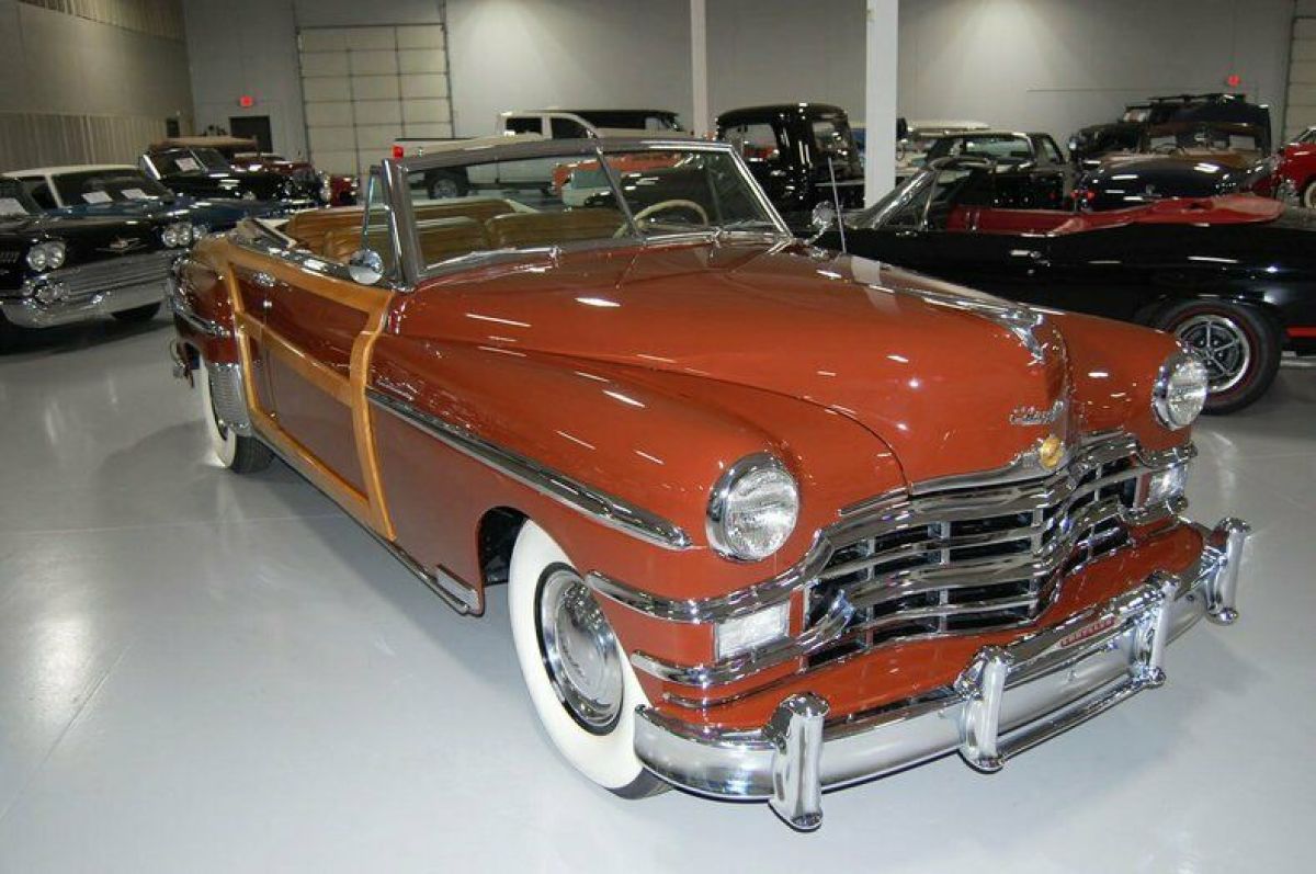 1949 Chrysler Town & Country Woody Convertible - photo 6