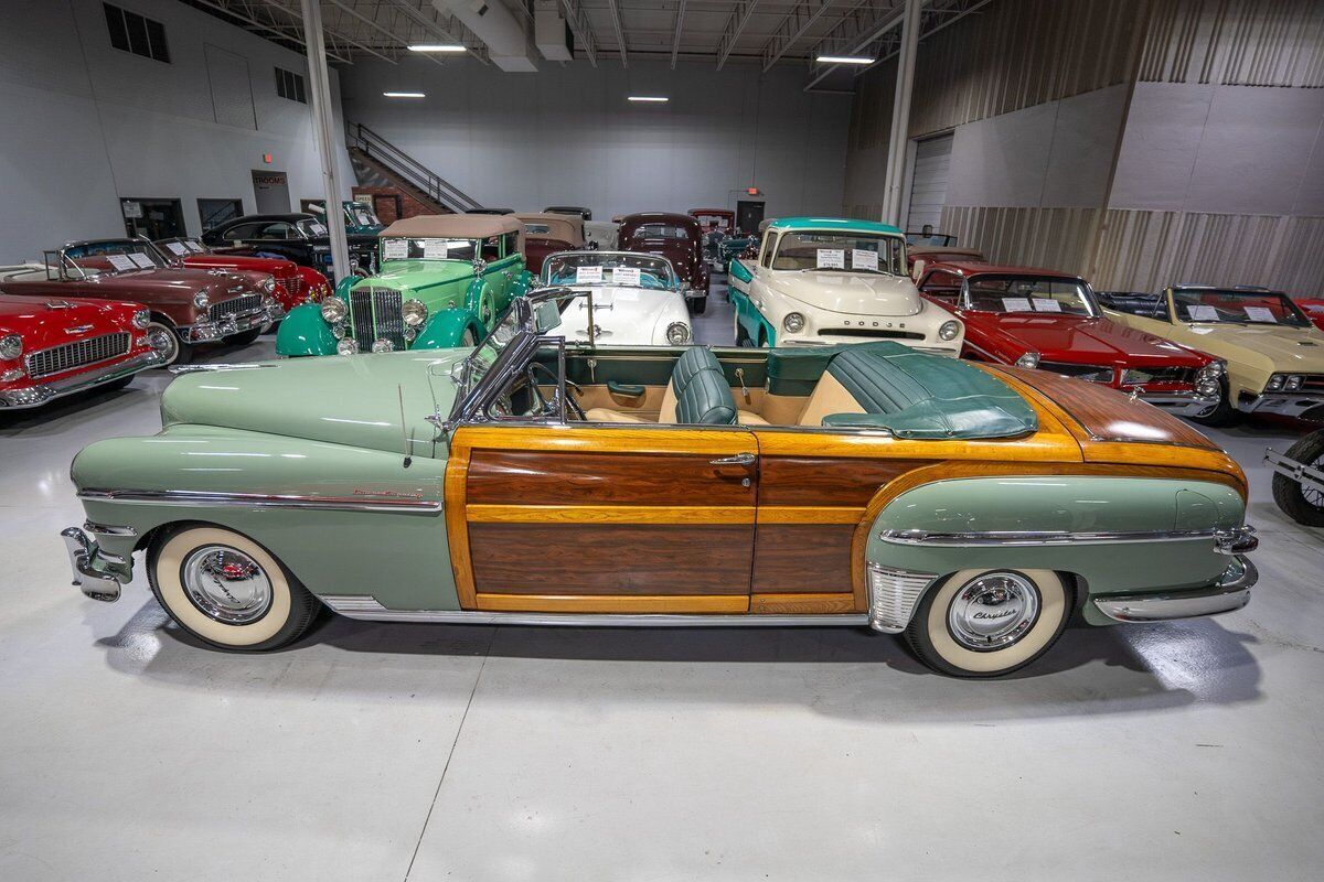 1949 Chrysler Town and Country Convertible - photo 11