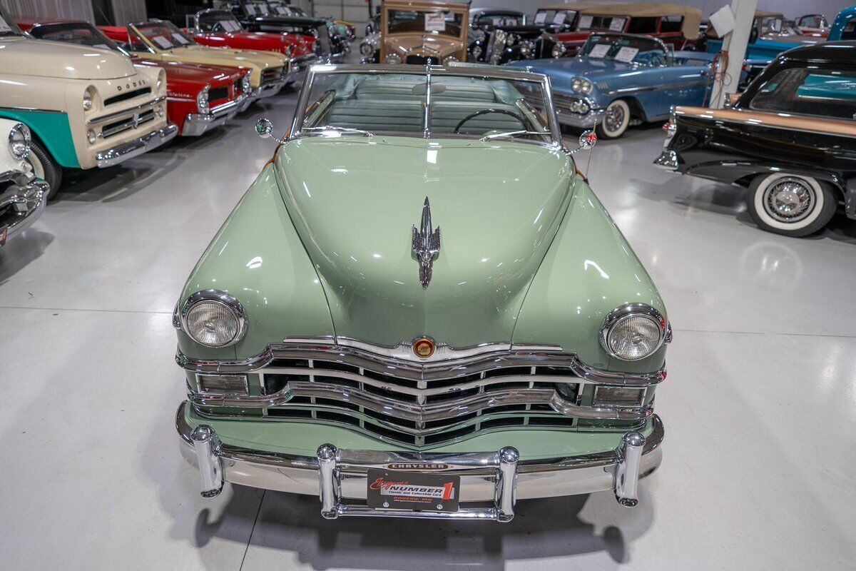 1949 Chrysler Town and Country Convertible - photo 5