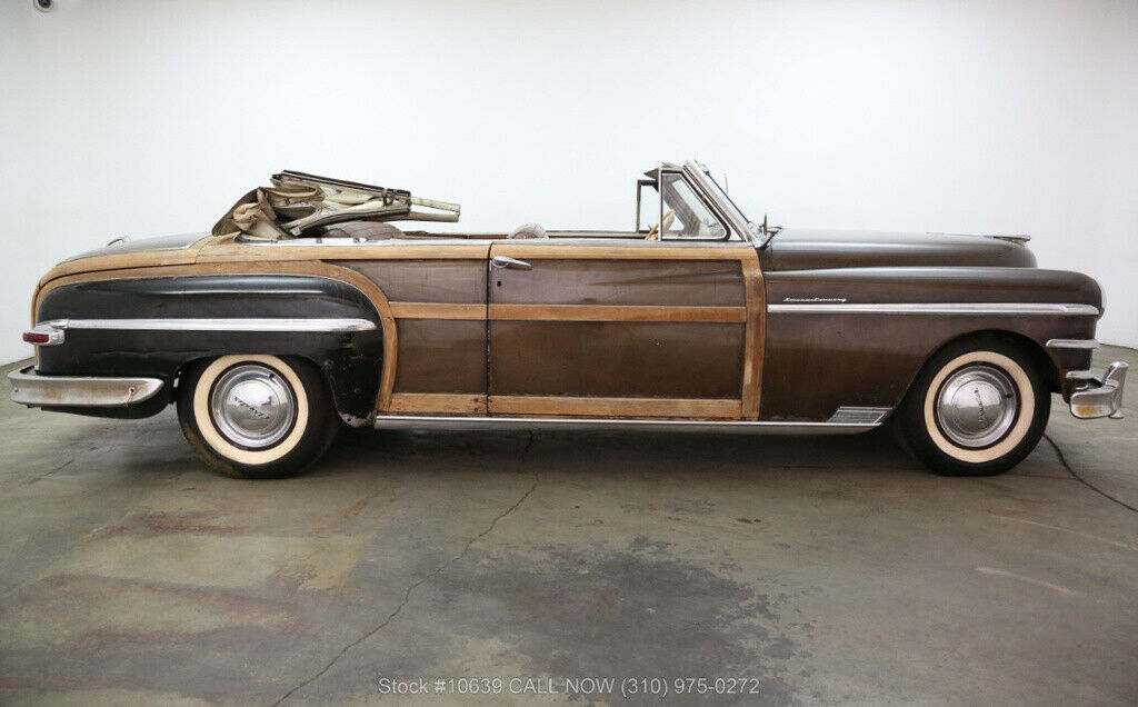 1949 Chrysler Town & Country Convertible - photo 3