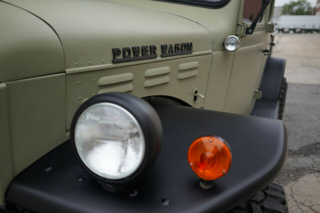 1949 Dodge Power Wagon - photo 3