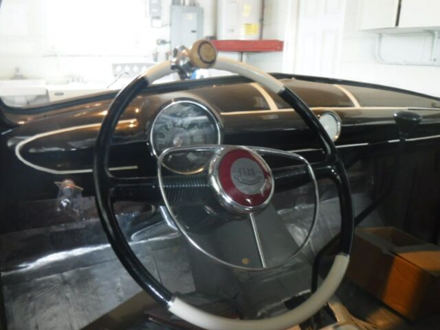 1949 Ford Custom 2 door - photo 5