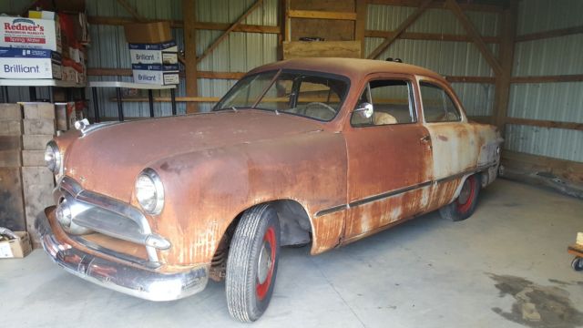 1949 Ford Custom - photo 2