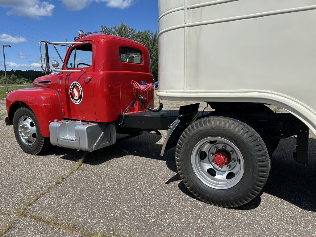 1949 FORD F-7 Semi Truck - photo 7