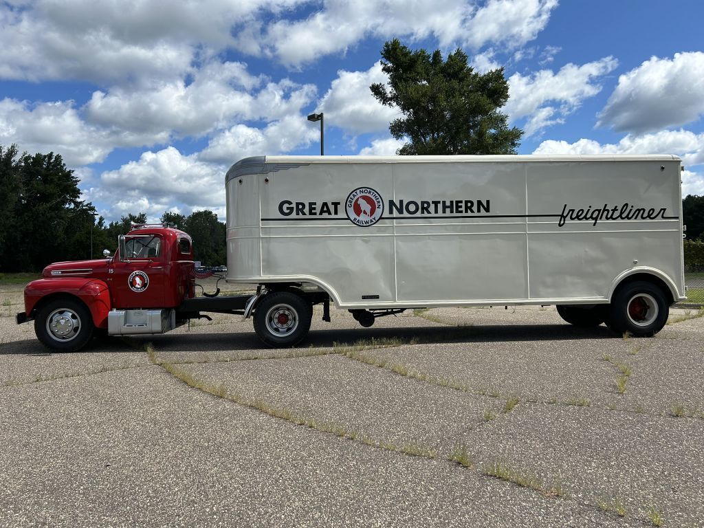 1949 FORD F-7 Semi Truck - photo 9