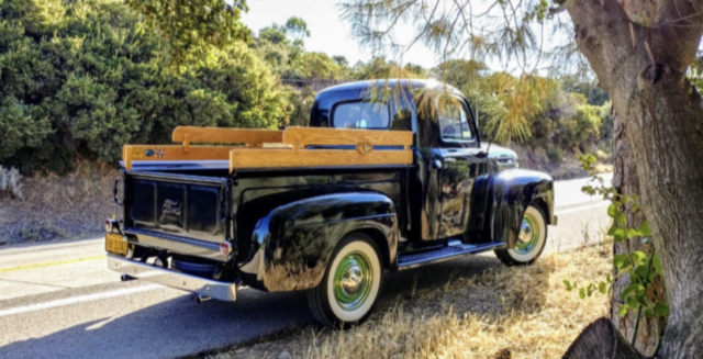 1949 Ford 1/2 Ton Pickup - photo 2