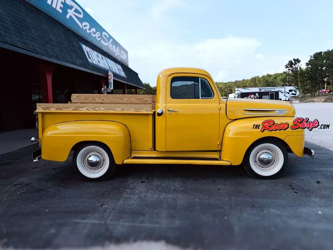 1949 Ford F1