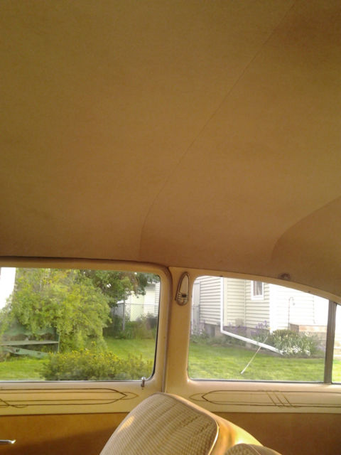 1949 Ford 2 door sedan 55 pontiac (hockey stick side mouldings) - photo 12