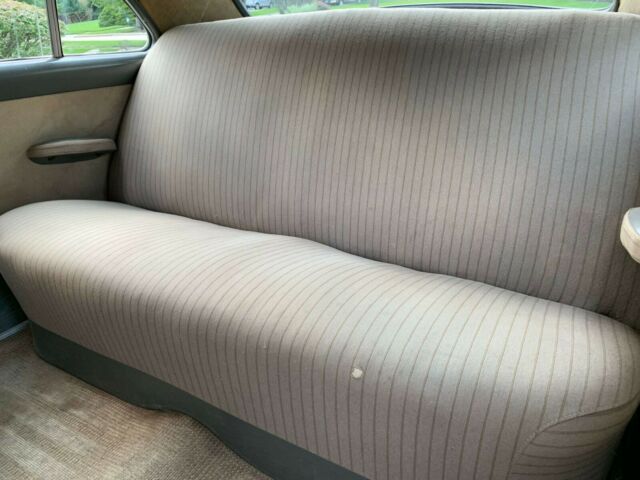 1949 Ford Tudor Sedan - photo 8