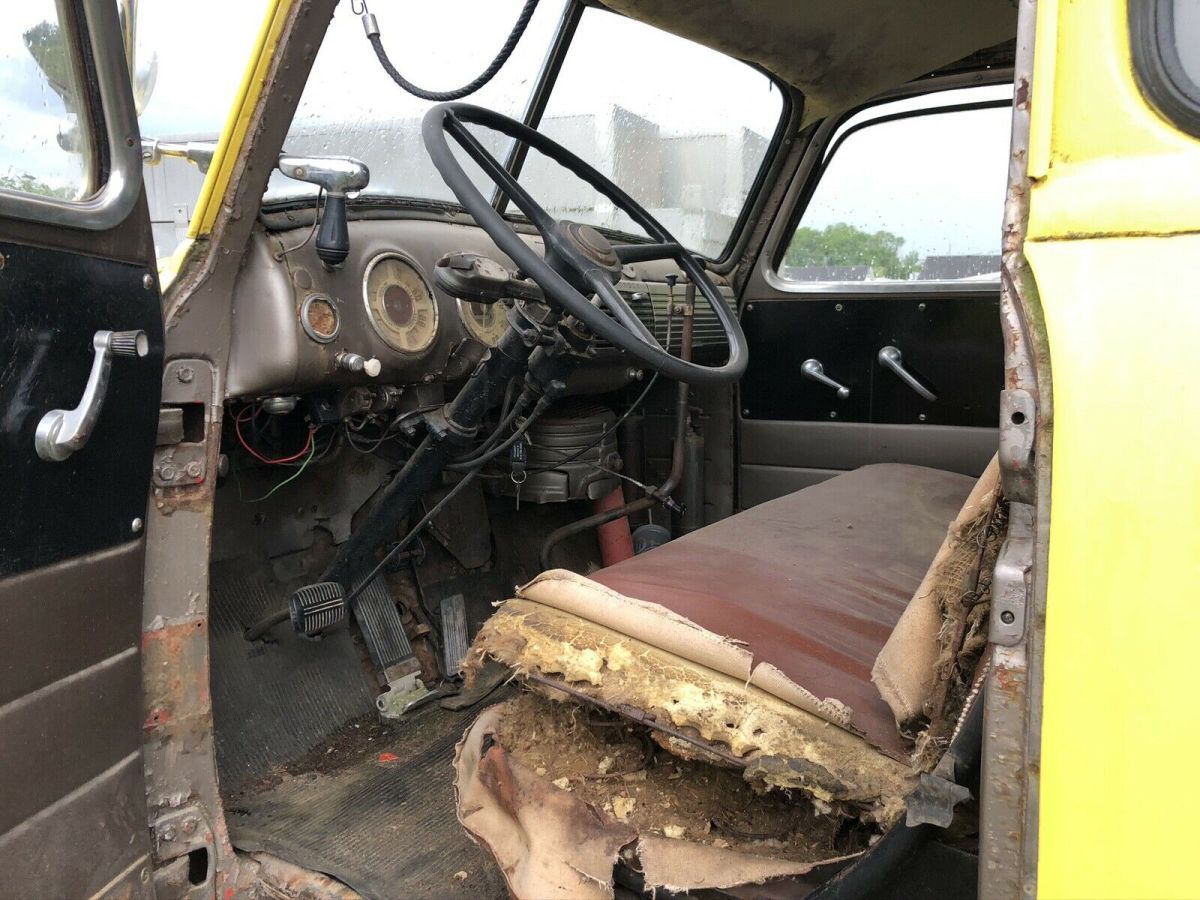 1949 GMC 4900 First Gen 12 Valve 5.9 Cummins Eaton 6 speed - photo 11