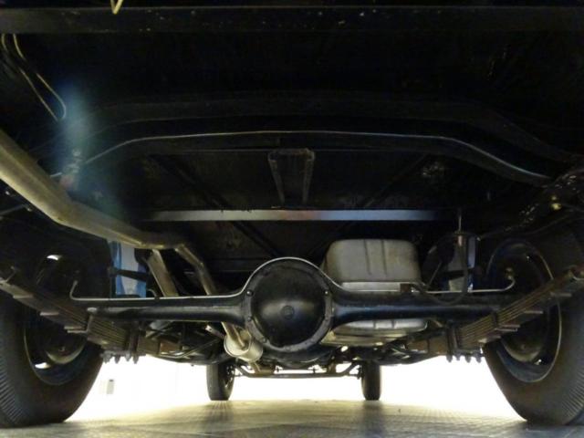 1949 GMC Suburban - photo 10