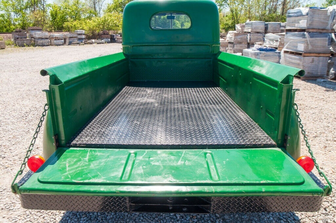 1949 International Harvester KB-3 One-ton Pickup - photo 11