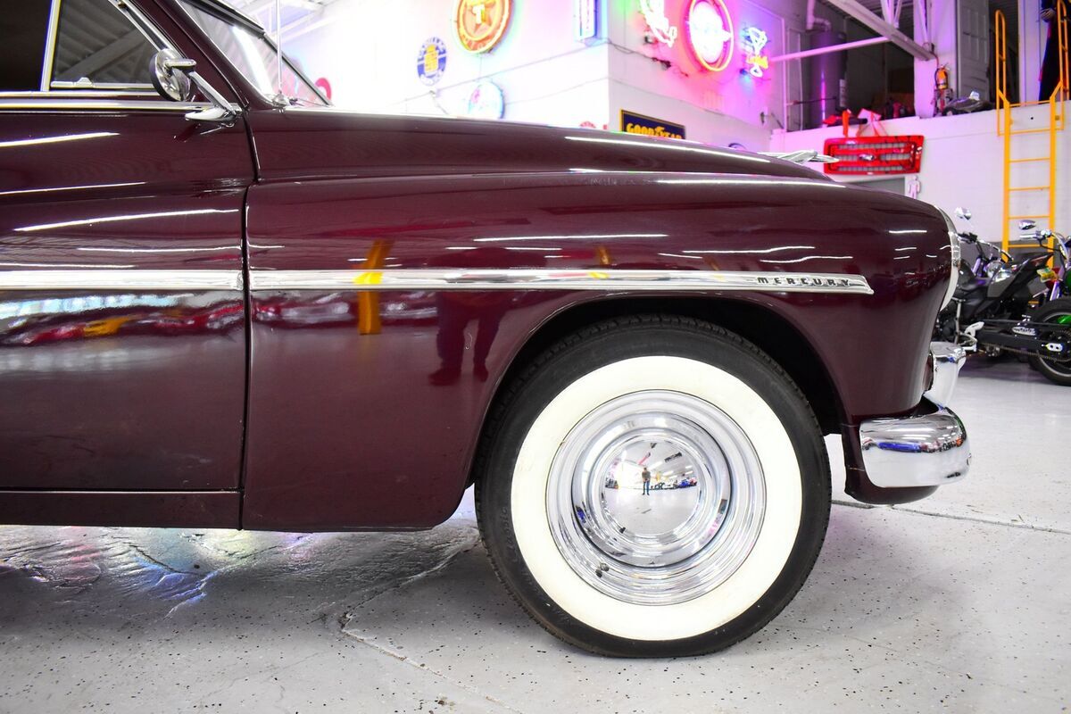 1949 Mercury Eight Sedan - photo 10