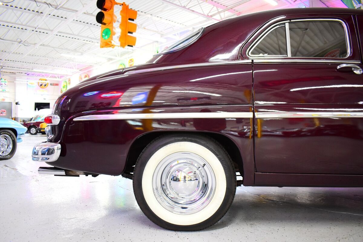 1949 Mercury Eight Sedan - photo 8