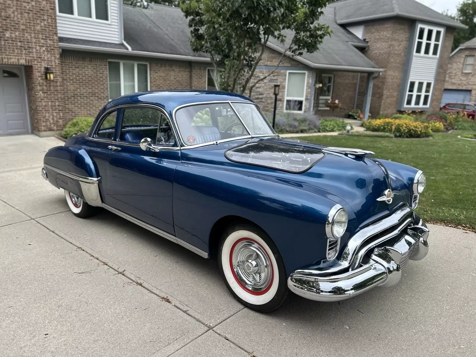 1949 Oldsmobile 76 Coupe Blue 1949 Oldsmobile 76