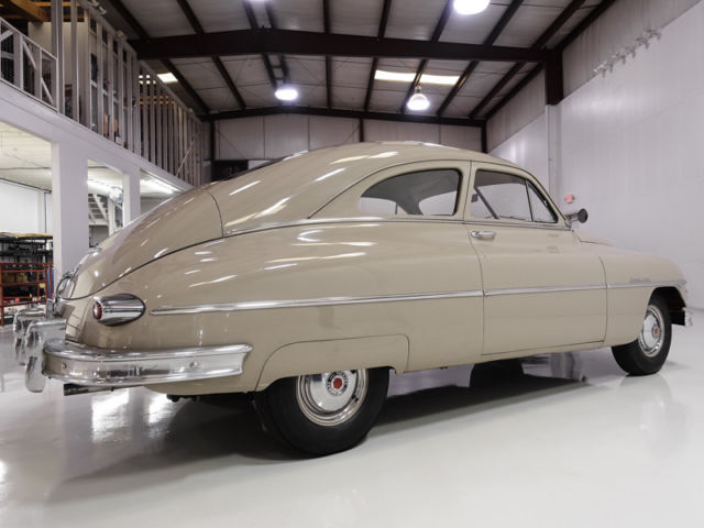 1949 Packard Standard Eight Club Sedan - photo 3